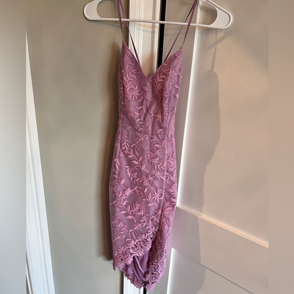 Lace midi dress color lilac